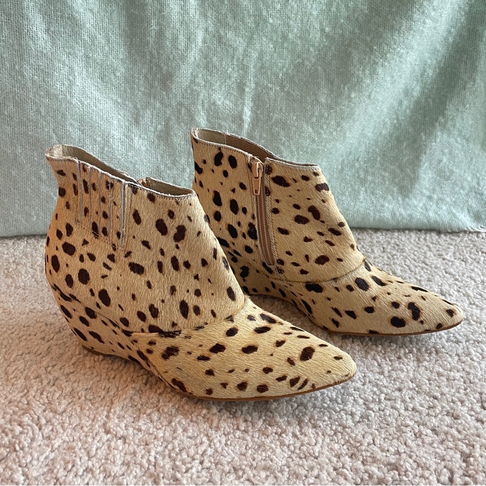 Matisse Tan Brown Spotted Fur Wedge Heel Western Ankle Boot Booties Size 7